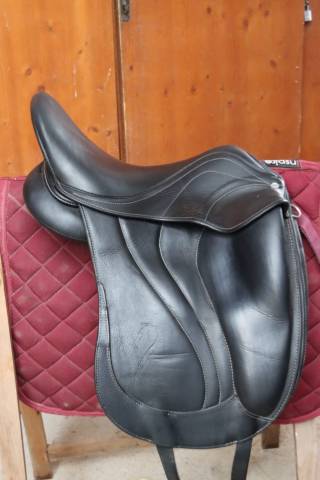 Sella da dressage Antarès  16.5" - 2022