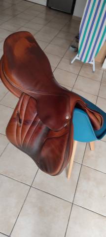 Sella da salto ostacoli Butet  17.5" - 2019