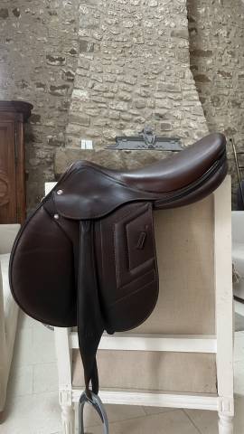 Sella da salto ostacoli Renaissance F 18" - 2021