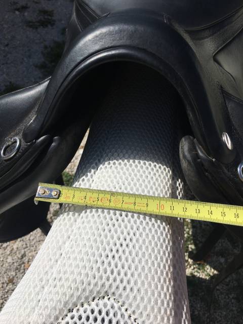 Sella da dressage Devoucoux  17.5" - 2023