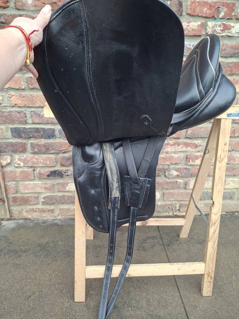 Sella da dressage Zaldi  17.5" - 2015