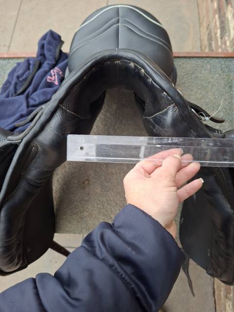 Sella da dressage Zaldi  17.5" - 2015