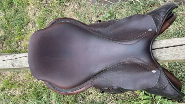 Sella da salto ostacoli GBS  18" - 2020