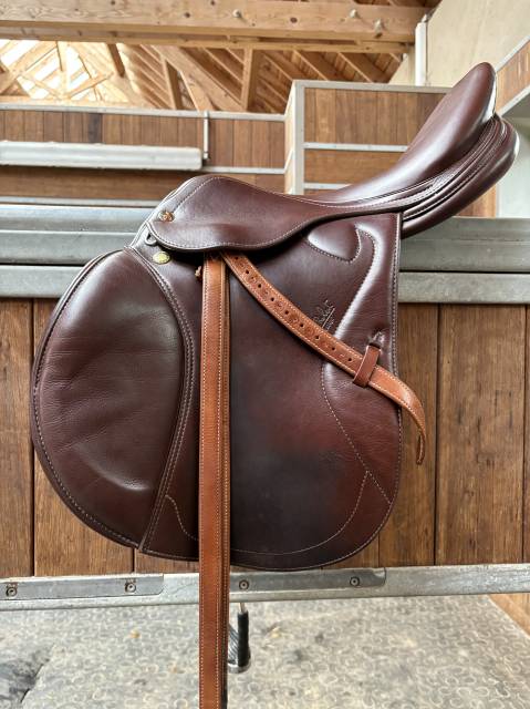 Sella da salto ostacoli Prestige Italia  17" - 2008