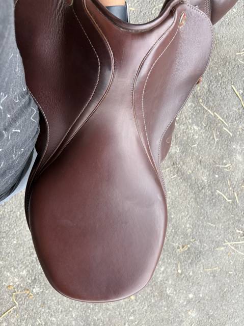 Sella da salto ostacoli Prestige Italia  17" - 2008