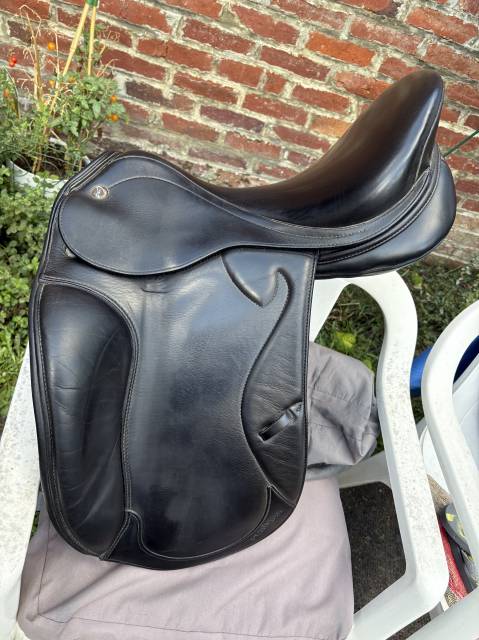 Sella da dressage Prestige Italia  17" - 2009