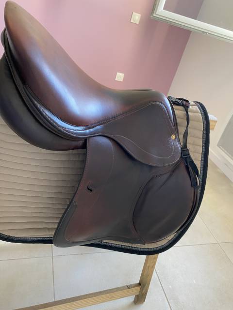 Sella da salto ostacoli Jean-Luc Maurel  17.5" - 2019