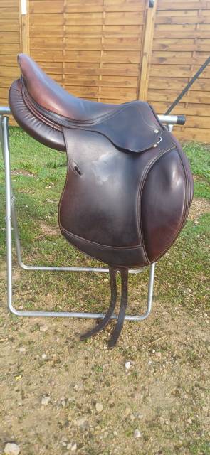 Sella mista  Atelier Alhéna  18.5" - 2021