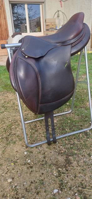 Sella mista  Atelier Alhéna  18.5" - 2021