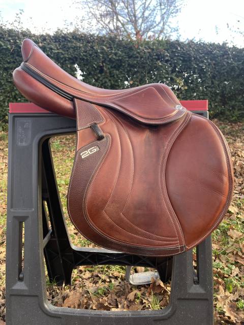 Sella da salto ostacoli CWD  17.5" - 2022