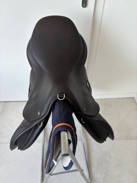 Sella da salto ostacoli Childeric  17.5" - 2018