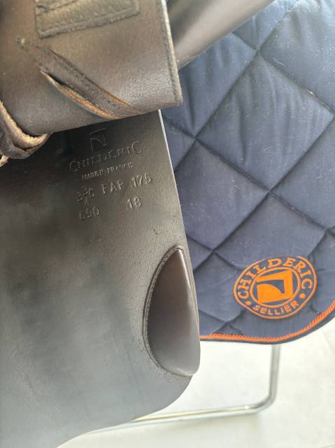 Sella da salto ostacoli Childeric  17.5" - 2018