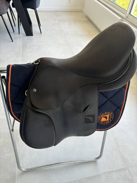 Sella da salto ostacoli Childeric  17.5" - 2018