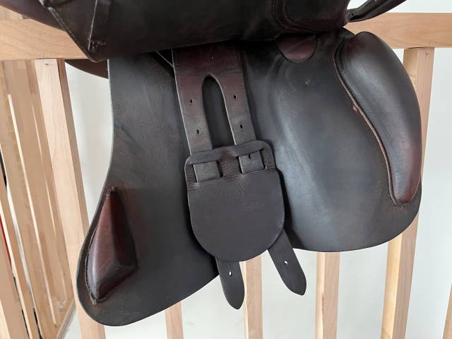 Sella da salto ostacoli Fleur de Lys Pompadour  18" - 2018