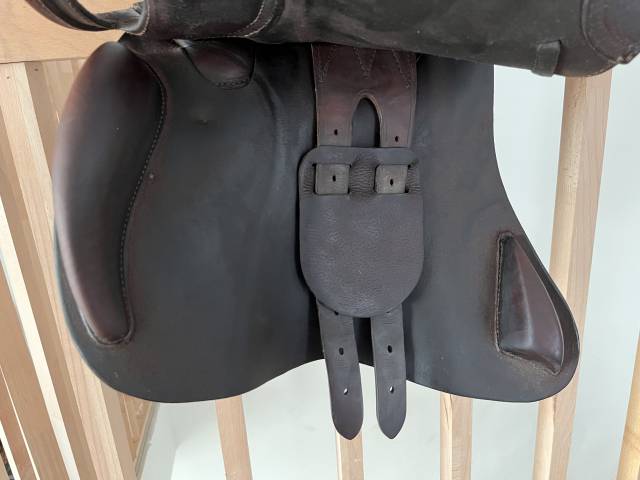 Sella da salto ostacoli Fleur de Lys Pompadour  18" - 2018