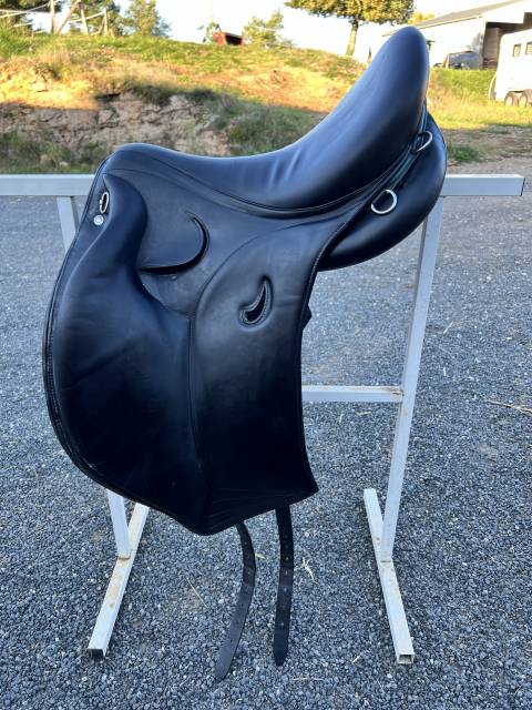 Sella da dressage Devoucoux  17.5" - 2023