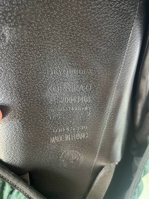 Sella da dressage Devoucoux  17.5" - 2023