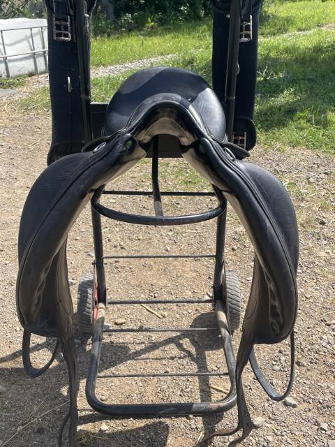 Sella da dressage Devoucoux  17.5" - 2001