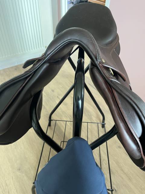 Sella da salto ostacoli Delgrange  17" - 2022