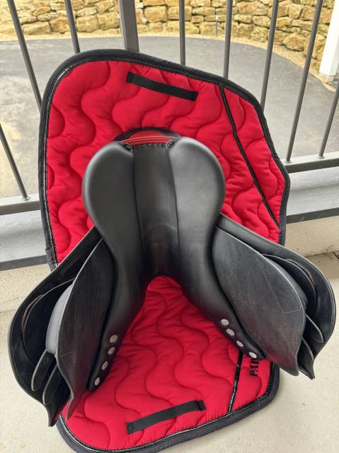 Sella da salto ostacoli Delgrange  16.5" - 2024