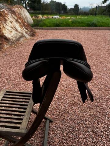 Sella mista Ikonic CSL light 17.5" - 2023