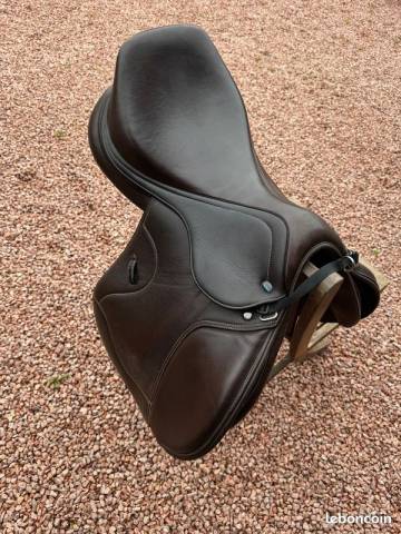 Sella mista Ikonic CSL light 17.5" - 2023