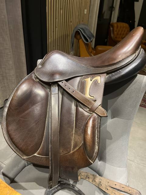 Sella da salto ostacoli Rebelle  16.5" - 2020