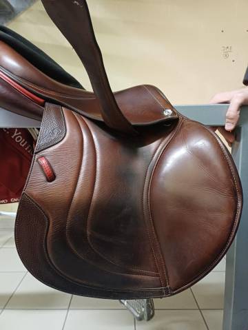 Sella da salto ostacoli CWD  17" - 2020