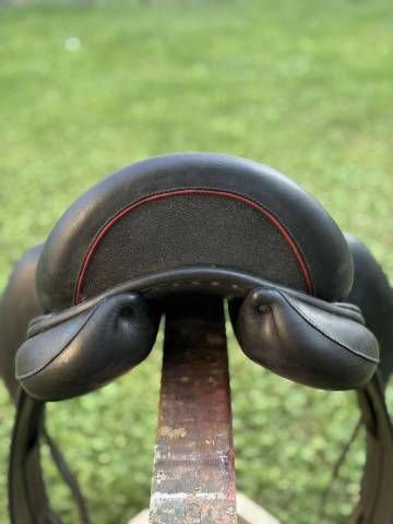 Sella da dressage Childeric  17.5" - 2019