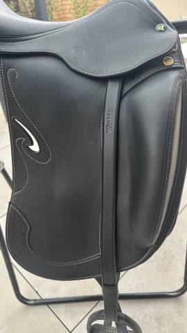 Sella da dressage Prestige Italia Passion K dressage 17" - 2022