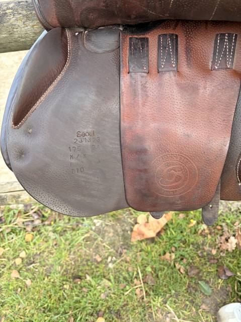 Sella da salto ostacoli Forestier  17.5" - 2023