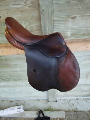 Sella da salto ostacoli Delgrange  17.5" - 2004