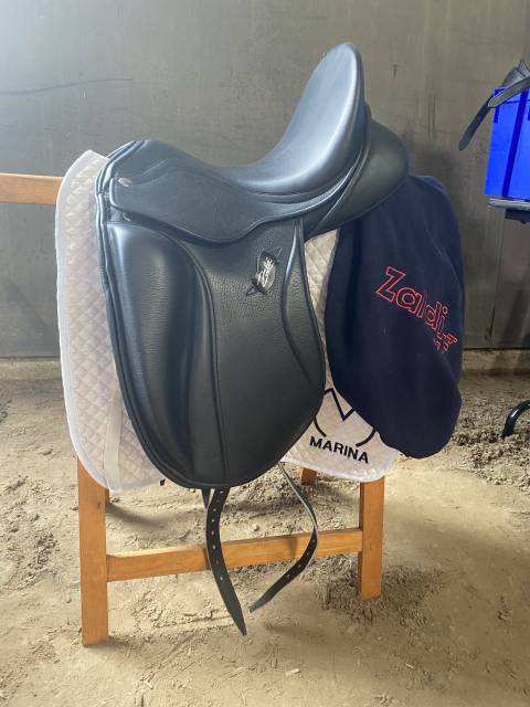 Sella da dressage Zaldi  17" - 2016