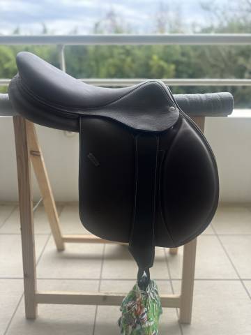 Sella da salto ostacoli Forestier  18" - 2023