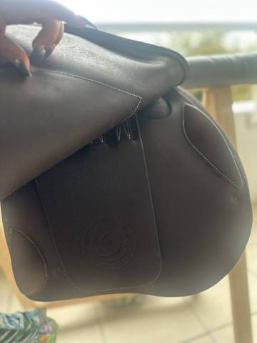 Sella da salto ostacoli Forestier  18" - 2023