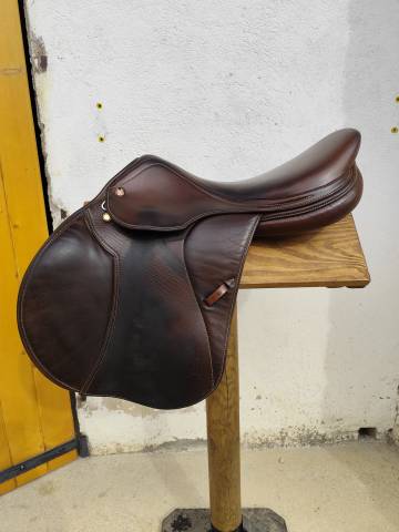 Sella da salto ostacoli Prestige Italia  18" - 2007