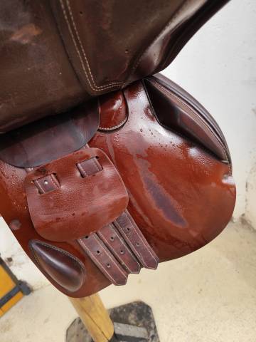 Sella da salto ostacoli Prestige Italia  18" - 2007