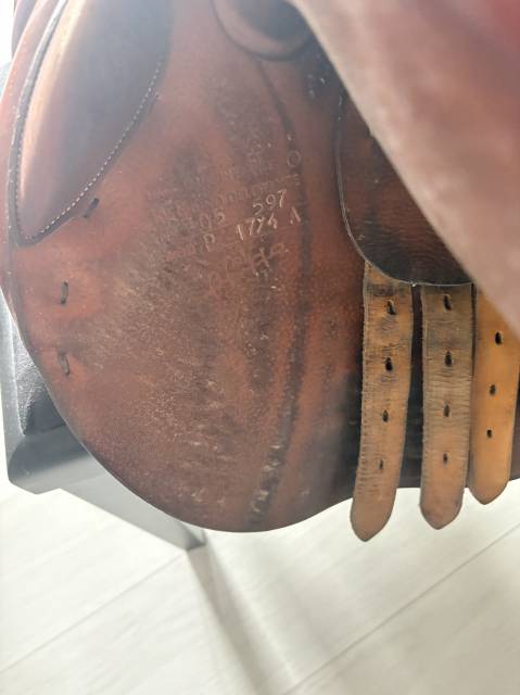 Sella da salto ostacoli Delgrange  17" - 2006