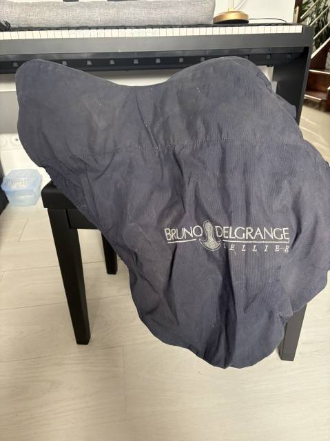 Sella da salto ostacoli Delgrange  17" - 2006