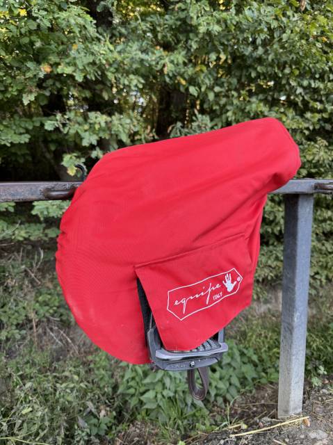 Sella da salto ostacoli Equipe  17.5" - 2023