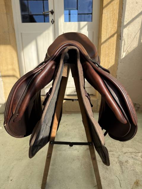 Sella da salto ostacoli Antarès  16.5" - 2009