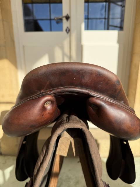 Sella da salto ostacoli Antarès  16.5" - 2009