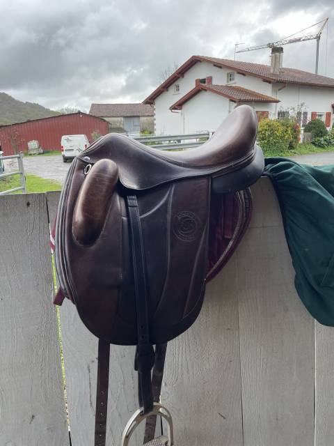Sella da dressage Forestier  17" - 2017