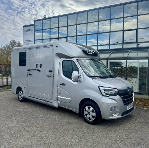 Van per Cavalli Renault MASTER STX 2 HORSES  2021 Occasione