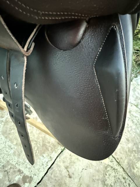 Sella da salto ostacoli Devoucoux  18" - 2016