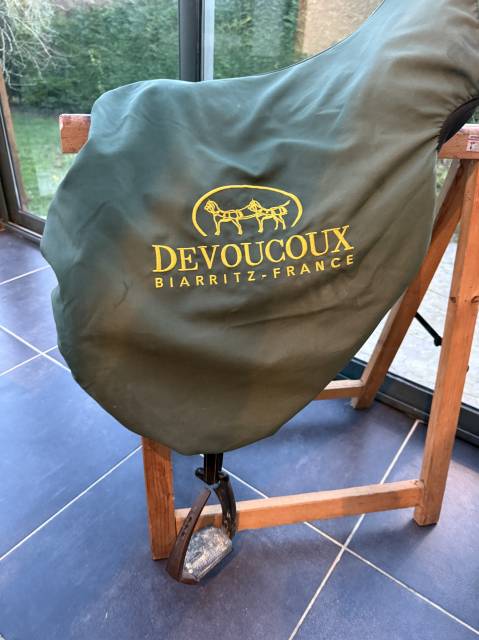 Sella da salto ostacoli Devoucoux  18" - 2016