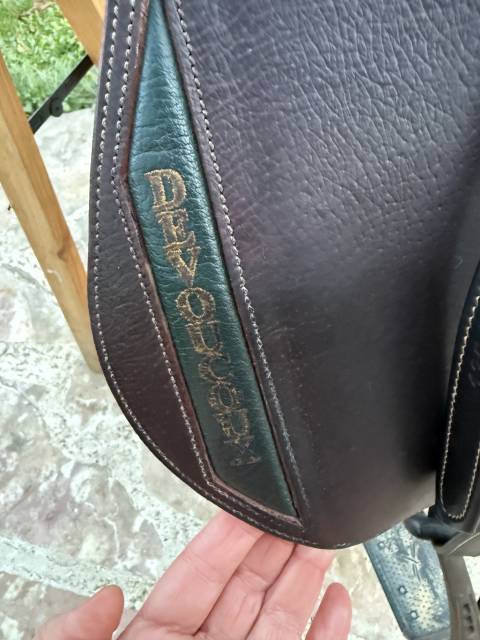 Sella da salto ostacoli Devoucoux  18" - 2016