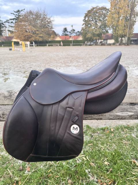 Sella da salto ostacoli Meyer  17.5" - 2021