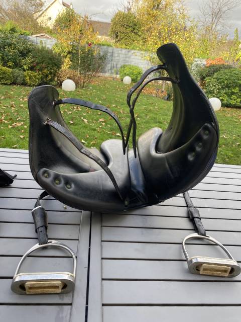 Sella da endurance Devoucoux  18" - 2008