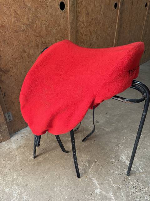Sella da dressage Thorowgood  MDS  17.5" - 2021